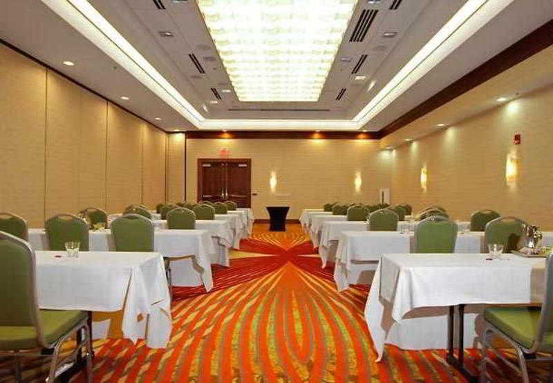 Marriott East Hotel 3*